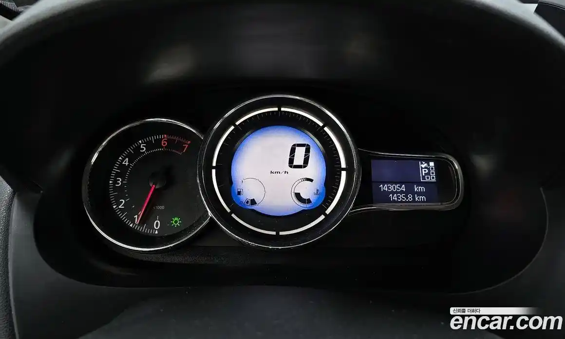 Renault SM3 2015 1.6 Автомат в Москве № 149231, фото 18