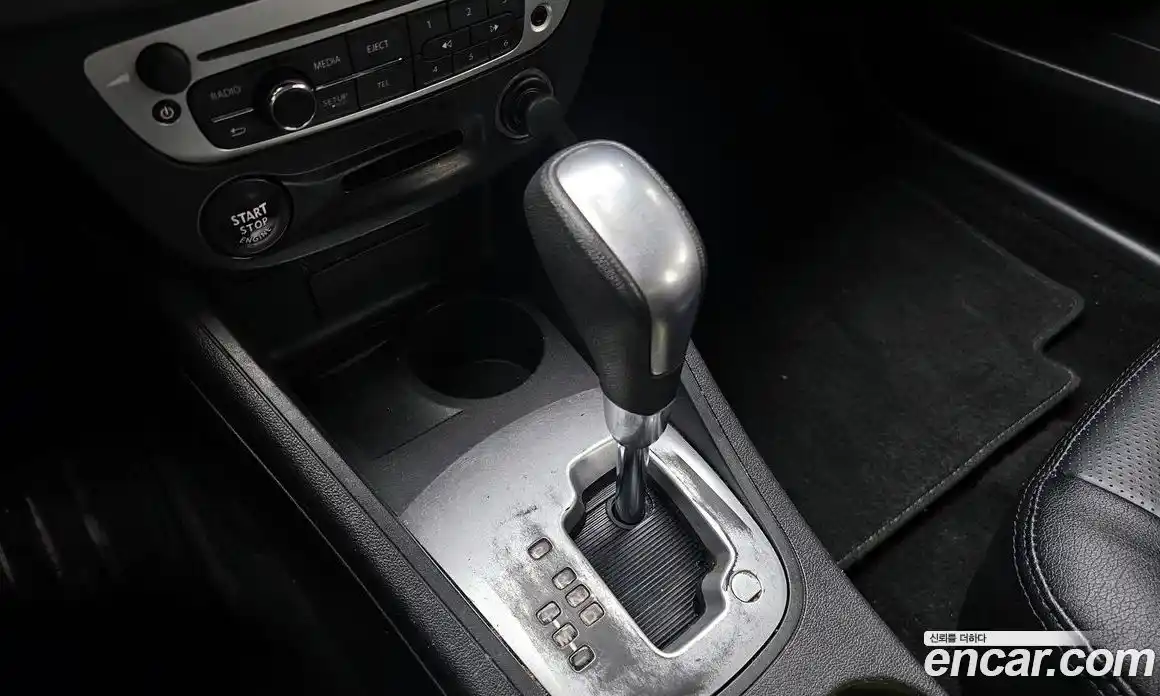 Renault SM3 2015 1.6 Автомат в Москве № 149231, фото 5