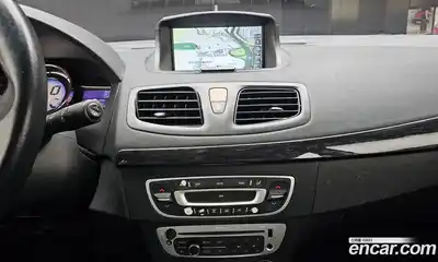 Renault SM3 2015 1.6 Автомат в Москве № 149231, миниатюра 6