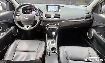 Renault SM3 2015 1.6 Автомат в Москве № 149231, миниатюра 10