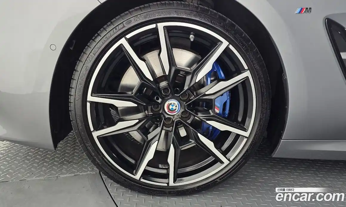 BMW 8-Series 2023 4.4 Автомат в Москве № 154807, фото 13