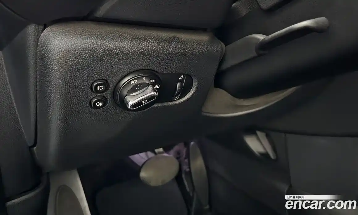 Mini Cooper Convertible 2016 1.5 Автомат в Москве № 155156, фото 20