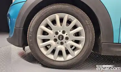 Mini Cooper Convertible 2016 1.5 Автомат в Москве № 155156, миниатюра 9