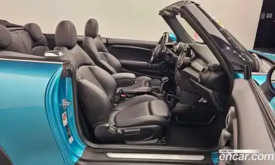 Mini Cooper Convertible 2016 1.5 Автомат в Москве № 155156, миниатюра 10