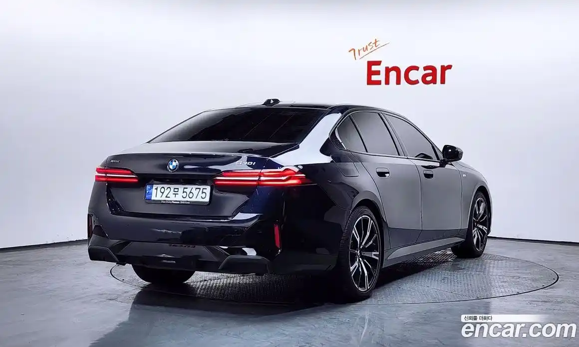 BMW 5-Series 2024 2.0 Автомат в Москве № 156575, фото 4