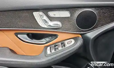 Mercedes-Benz GLC-Class 2020 2.0 Автомат в Москве № 161287, миниатюра 11