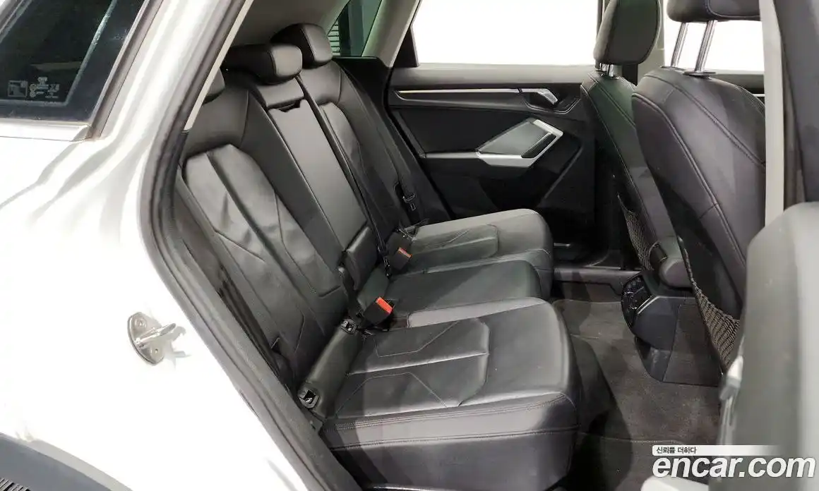 Audi Q3 2020 2.0 Автомат в Москве № 163440, фото 5