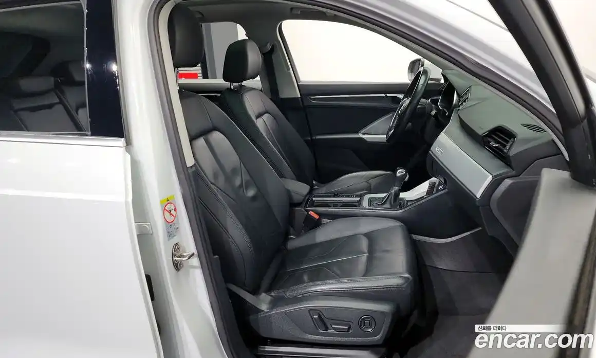 Audi Q3 2020 2.0 Автомат в Москве № 163440, фото 9