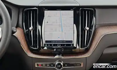 Volvo XC60 2024 2.0 Автомат в Москве № 164218, миниатюра 12