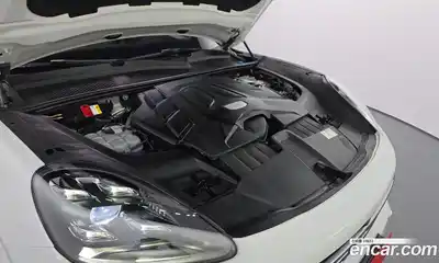 Porsche Cayenne, 2022