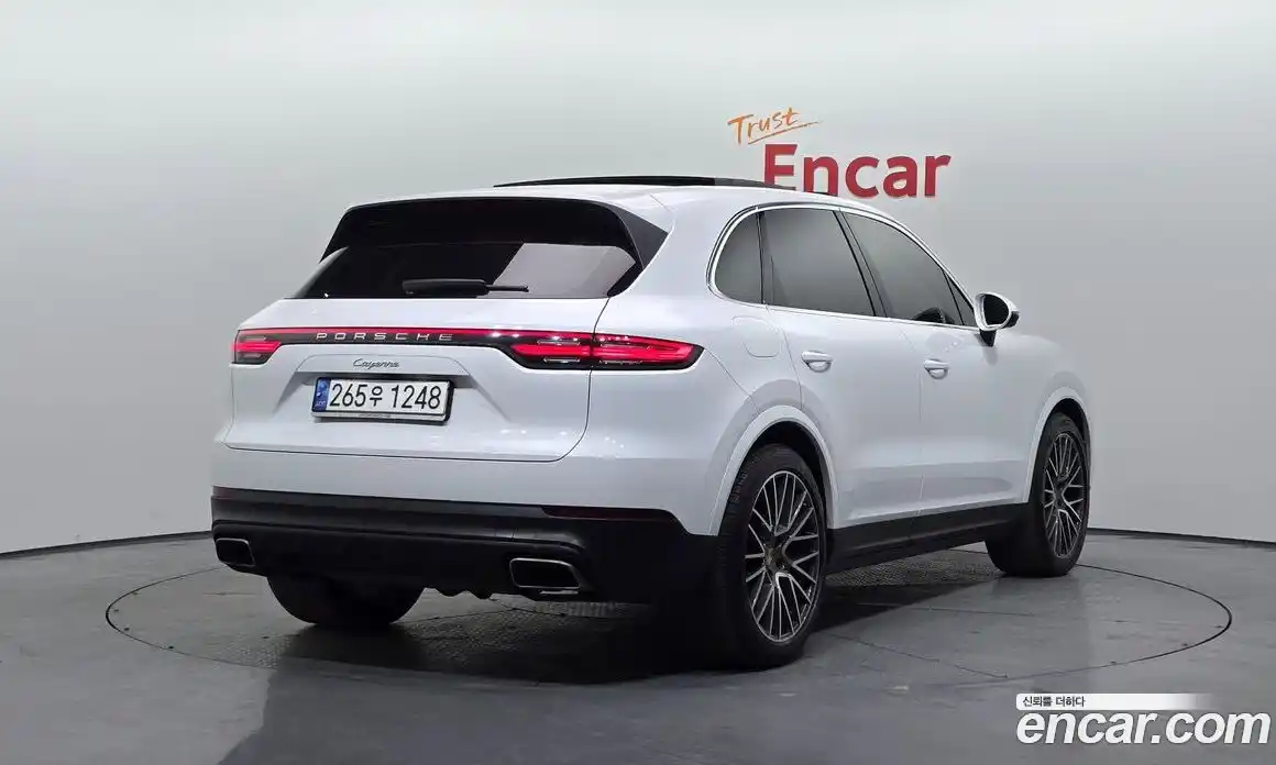 Porsche Cayenne 2022 3.0 Автомат в Москве № 165163, фото 4