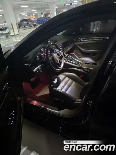 Porsche Panamera 2018 2.9 Автомат в Москве № 165631, миниатюра 2