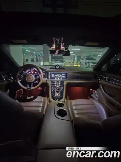 Porsche Panamera 2018 2.9 Автомат в Москве № 165631, миниатюра 10