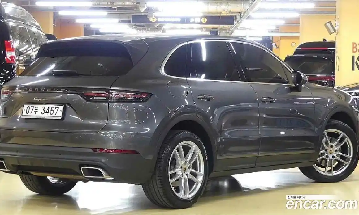 Porsche Cayenne 2019 3.0 Автомат в Москве № 165821, фото 5