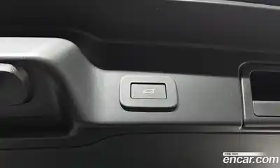 Land Rover Range-Rover Evoque 2024 2.0 Автомат в Москве № 166009, миниатюра 5