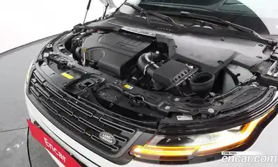 Land Rover Range-Rover Evoque 2024 2.0 Автомат в Москве № 166009, миниатюра 9