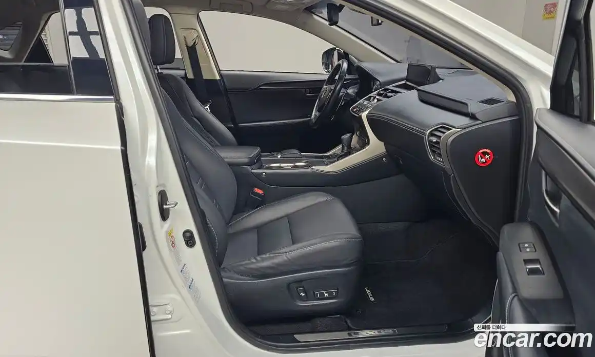 Lexus NX 2019 2.5 Автомат в Москве № 168317, фото 15