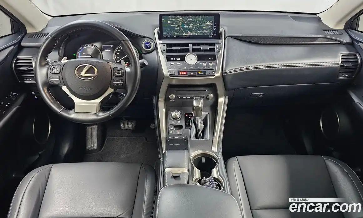Lexus NX 2019 2.5 Автомат в Москве № 168317, фото 7