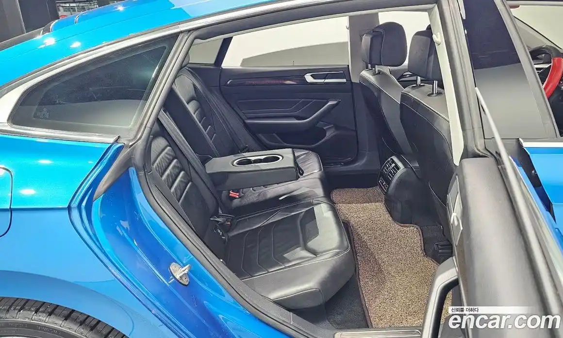 Volkswagen Arteon 2022 2.0 Автомат в Москве № 168613, фото 11