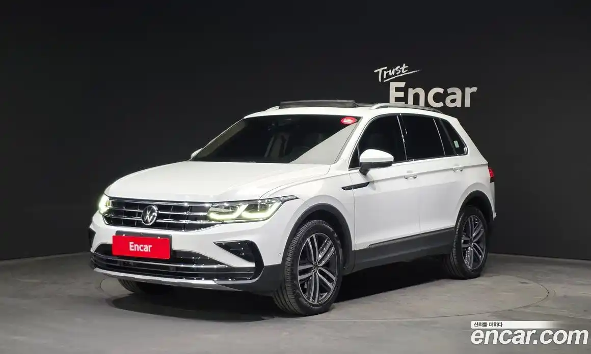 Volkswagen Tiguan 2021 2.0 Автомат в Москве № 168706, фото 4