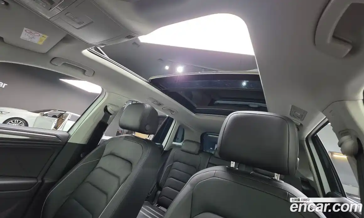 Volkswagen Tiguan 2023 2.0 Автомат в Москве № 168772, фото 6