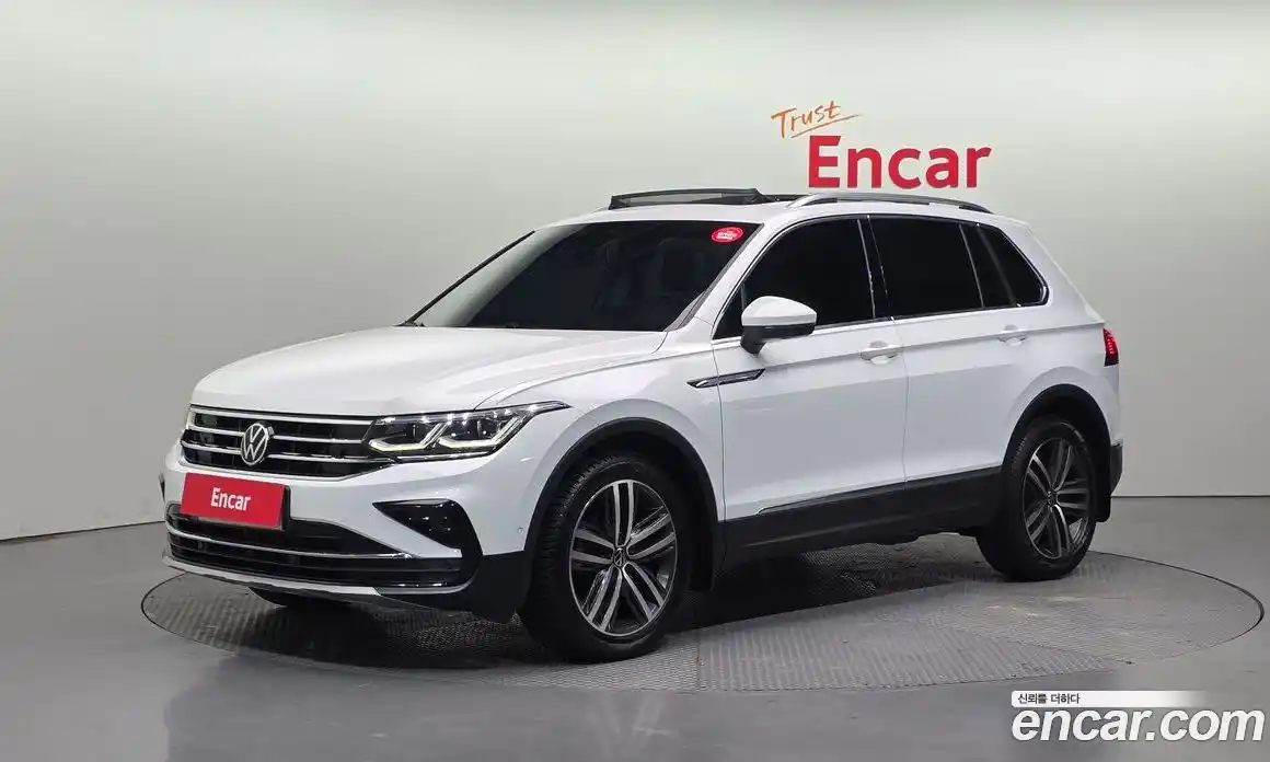 Volkswagen Tiguan 2023 2.0 Автомат в Москве № 168772, фото 7
