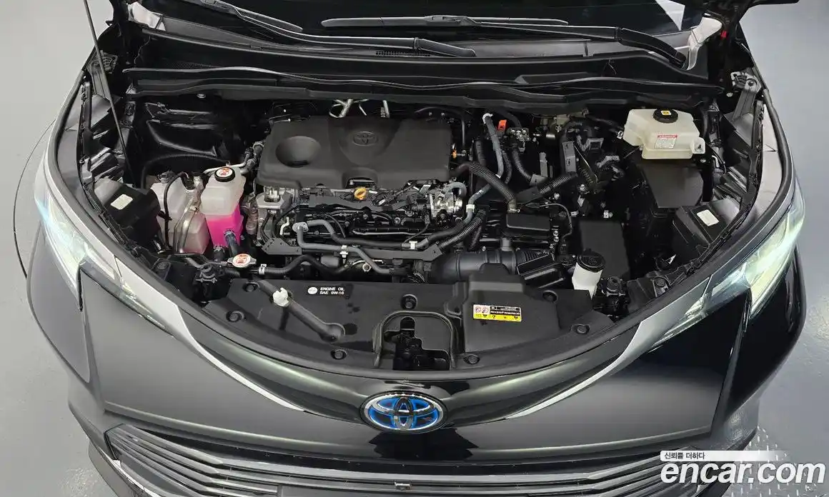 Toyota Sienna 2022 2.5 Автомат в Москве № 170318, фото 12