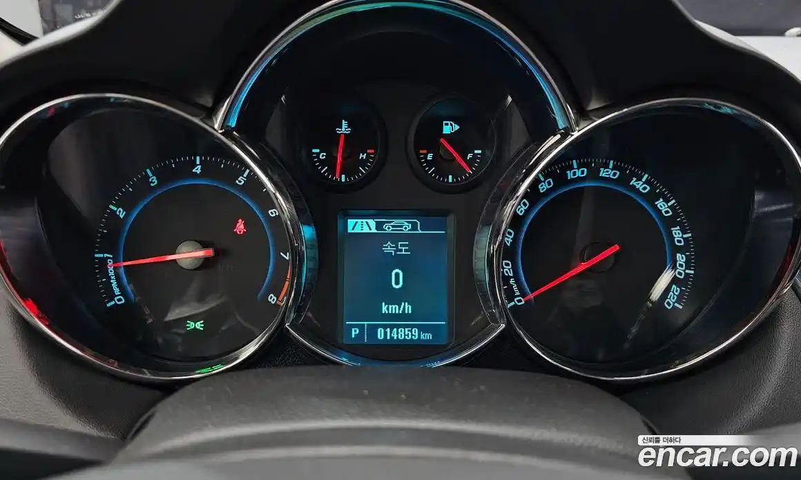 Chevrolet Cruze 2014 1.4 Автомат в Москве № 171112, фото 15