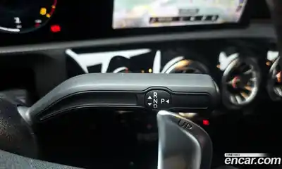 Mercedes-Benz A-Class 2022 2.0 Автомат в Москве № 175593, миниатюра 3