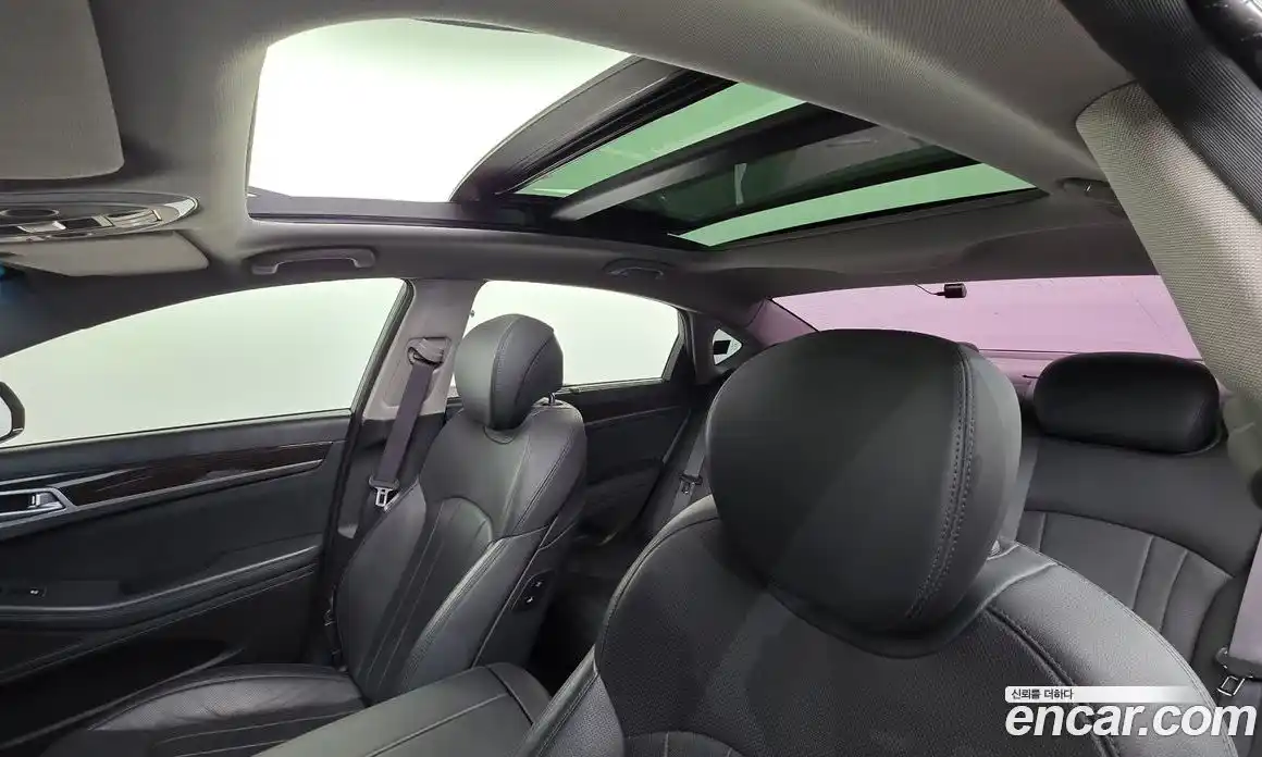 Genesis G80 2018 3.3 Автомат в Москве № 179394, фото 9