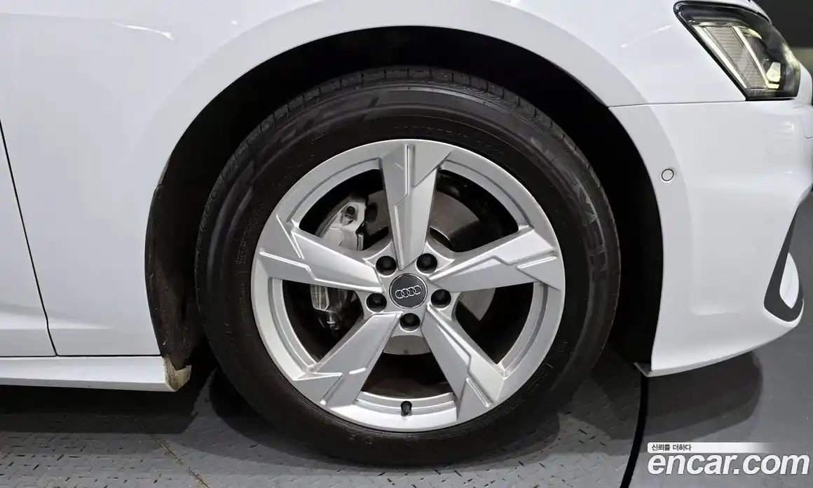 Audi A6 2020 2.0 Автомат в Москве № 182246, фото 18