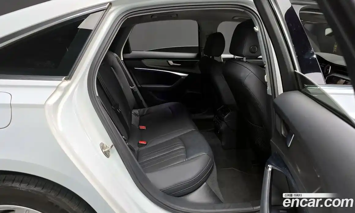 Audi A6 2020 2.0 Автомат в Москве № 182246, фото 3