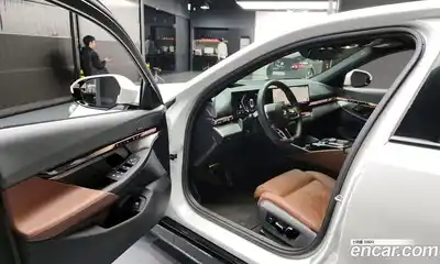 BMW 5-Series 2024 2.0 Автомат в Москве № 188412, миниатюра 2