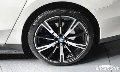 BMW 5-Series 2024 2.0 Автомат в Москве № 188412, миниатюра 4