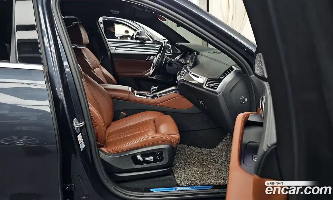 BMW X6 2022 4.4 Автомат в Москве № 191814, фото 12