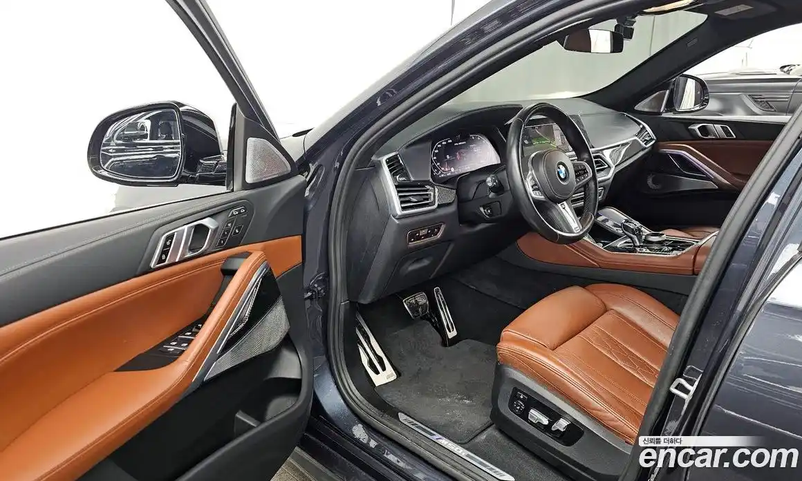 BMW X6 2022 4.4 Автомат в Москве № 191814, фото 16