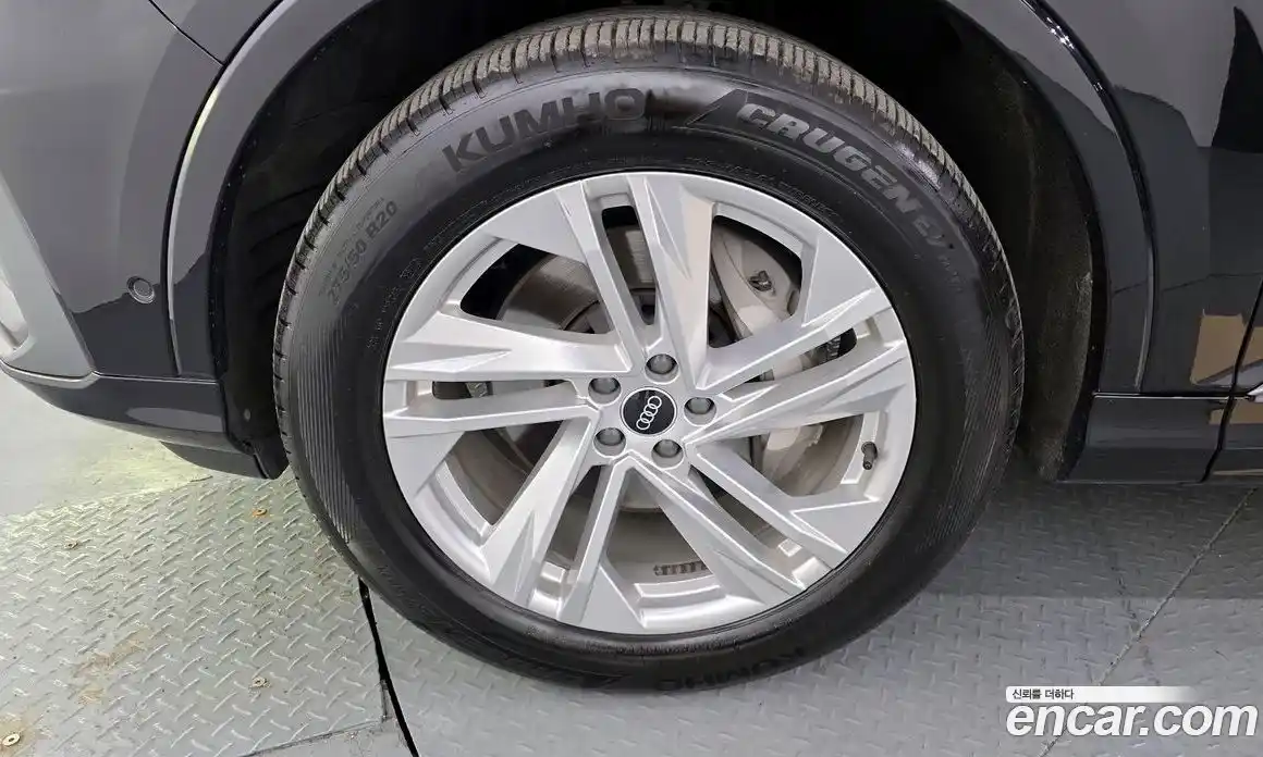 Audi Q7 2021 3.0 Автомат в Москве № 196501, фото 17