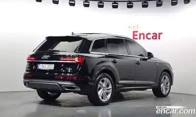 Audi Q7 2021 3.0 Автомат в Москве № 196501, миниатюра 3