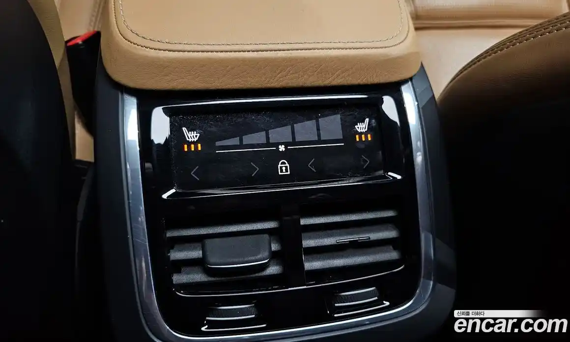 Volvo XC90 2020 2.0 Автомат в Москве № 196938, фото 12