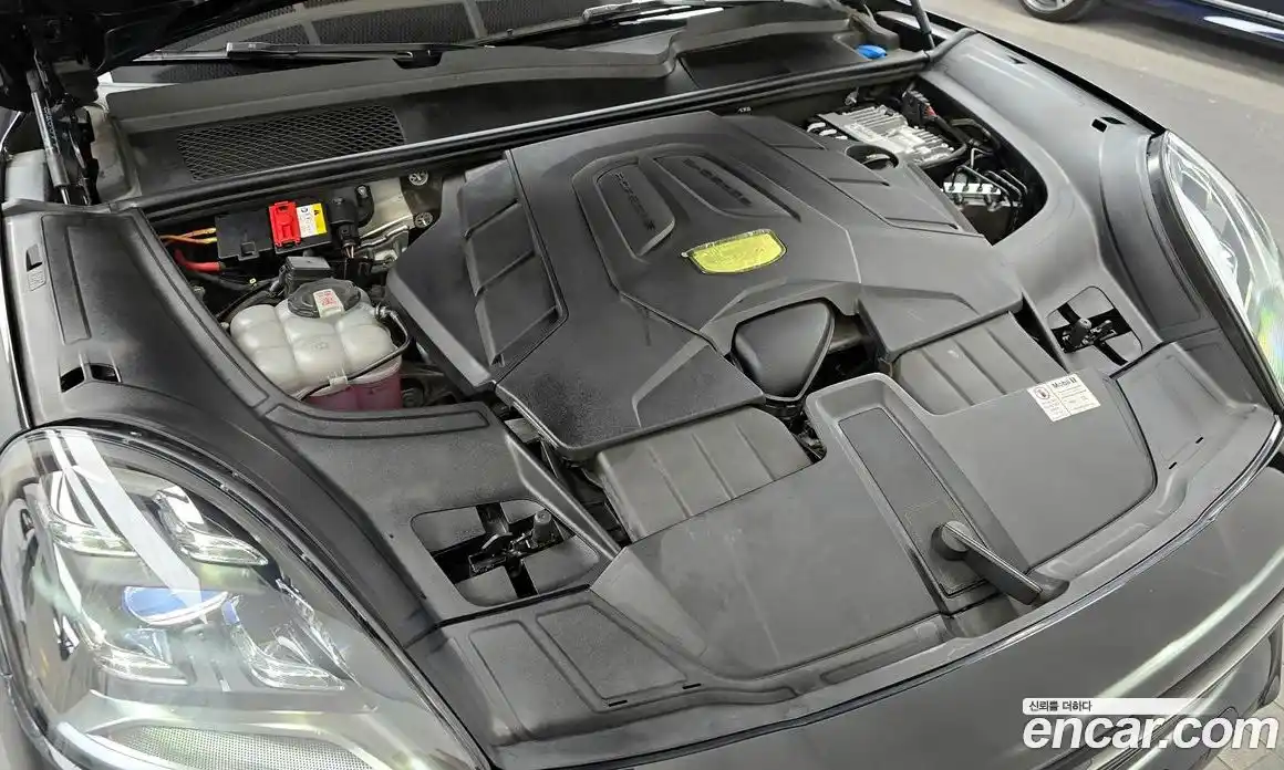 Porsche Cayenne 2022 3.0 Автомат в Москве № 197394, фото 18