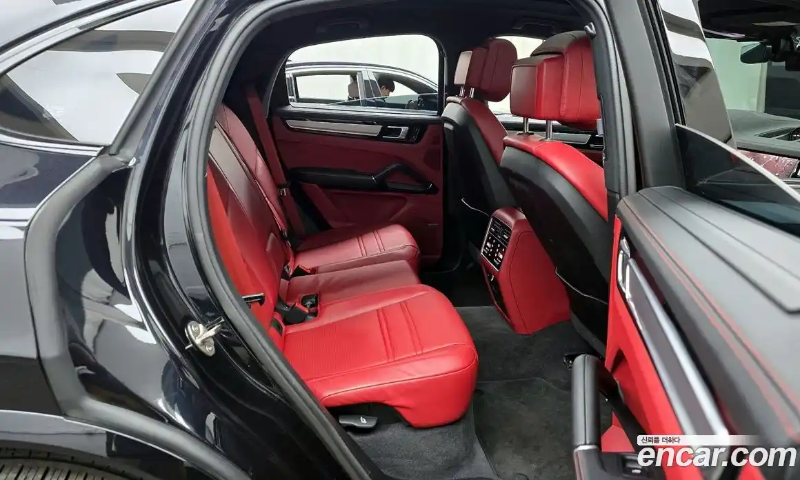 Porsche Cayenne 2022 3.0 Автомат в Москве № 197394, фото 19