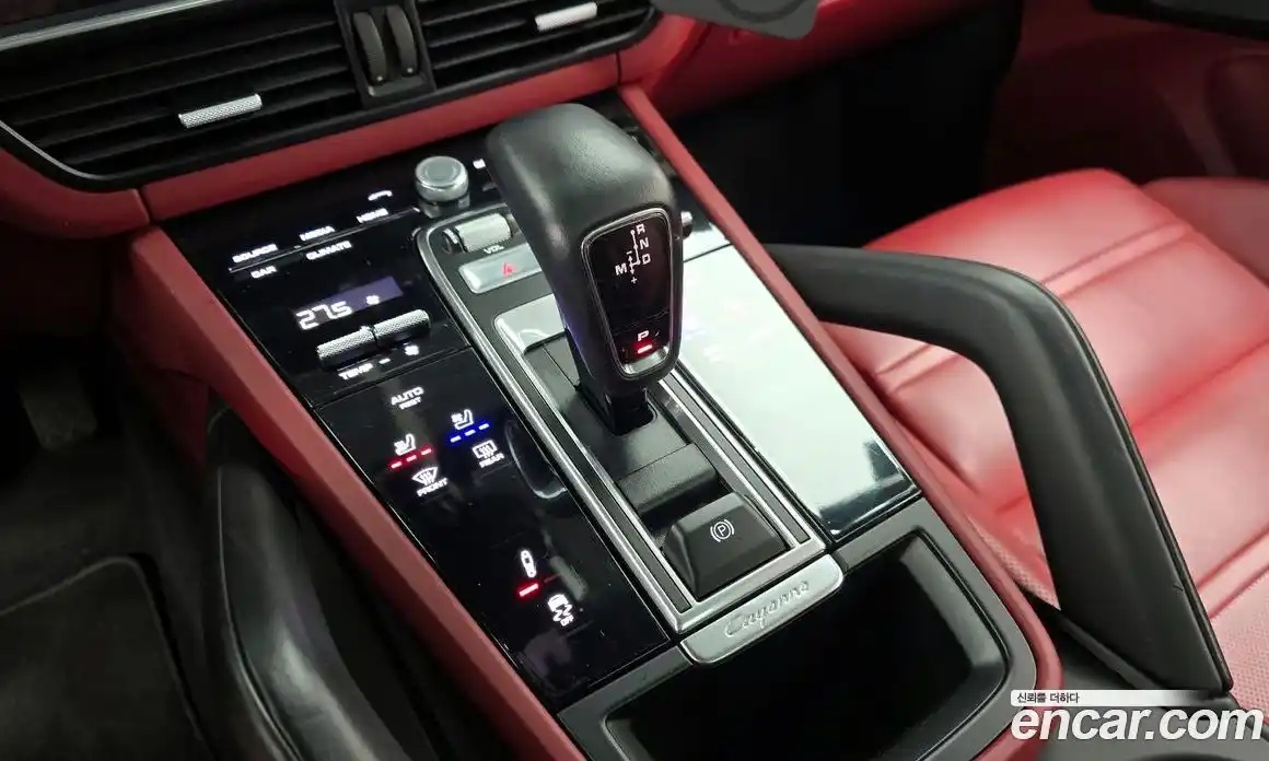 Porsche Cayenne 2022 3.0 Автомат в Москве № 197394, фото 10