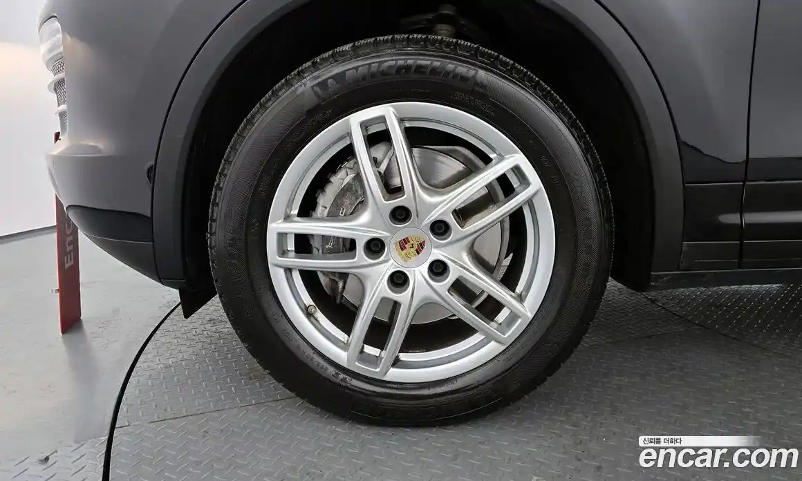 Porsche Cayenne 2014 3.6 Автомат в Москве № 197697, фото 11