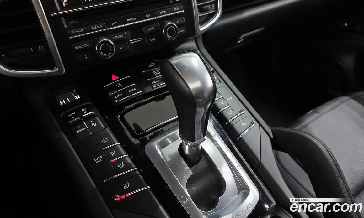 Porsche Cayenne 2014 3.6 Автомат в Москве № 197697, фото 15