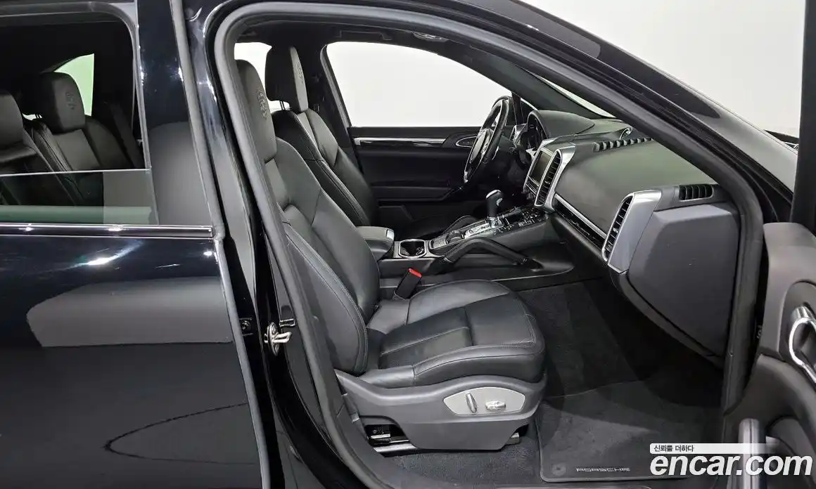 Porsche Cayenne 2014 3.6 Автомат в Москве № 197697, фото 19