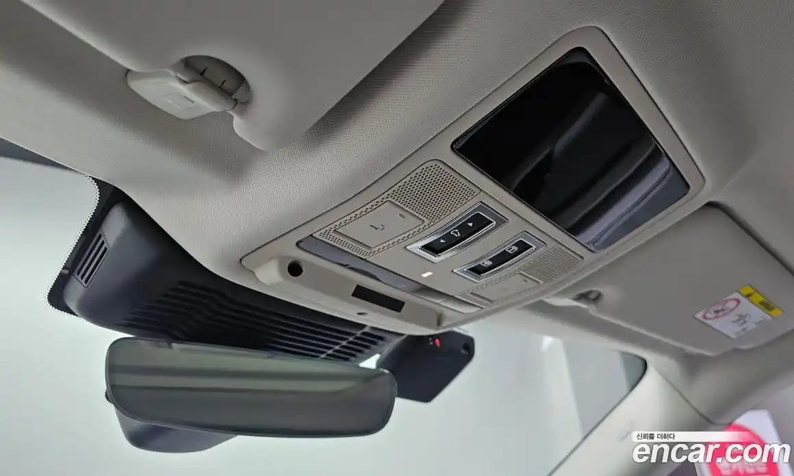 Land Rover Range-Rover Evoque 2025 2.0 Автомат в Москве № 198055, фото 15