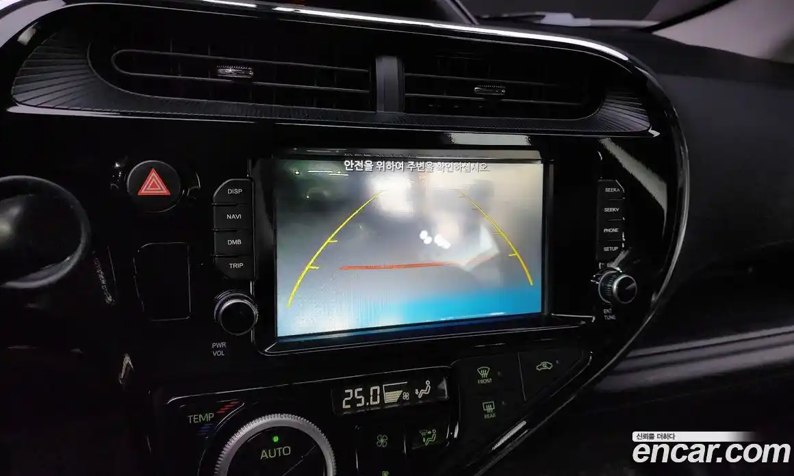 Toyota Prius 2018 1.5 Автомат в Москве № 199605, фото 20