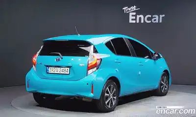 Toyota Prius 2018 1.5 Автомат в Москве № 199605, миниатюра 2