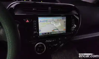 Toyota Prius 2018 1.5 Автомат в Москве № 199605, миниатюра 4