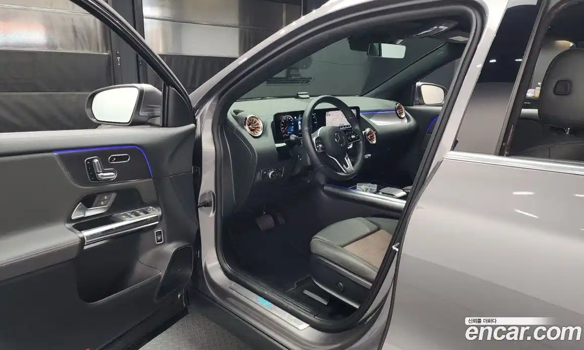 Mercedes-Benz EQA 2021 0.2 Автомат в Москве № 206183, фото 18